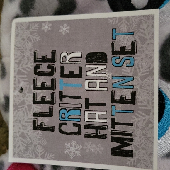 🐈CATHAT/MITTENS, CHILDREN'S KITTY WARM FLEECE "CRITTER HAT" AND MITTENS SET - Picture 2 of 7